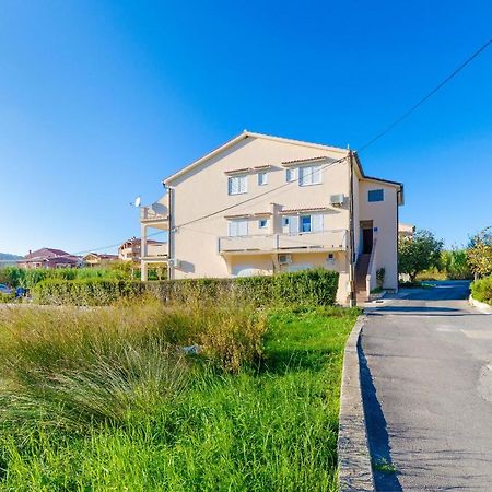 Apartments Marija P Лопар Экстерьер фото