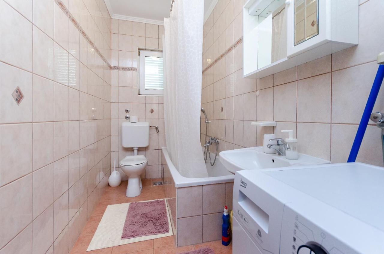 Apartments Marija P Лопар Экстерьер фото
