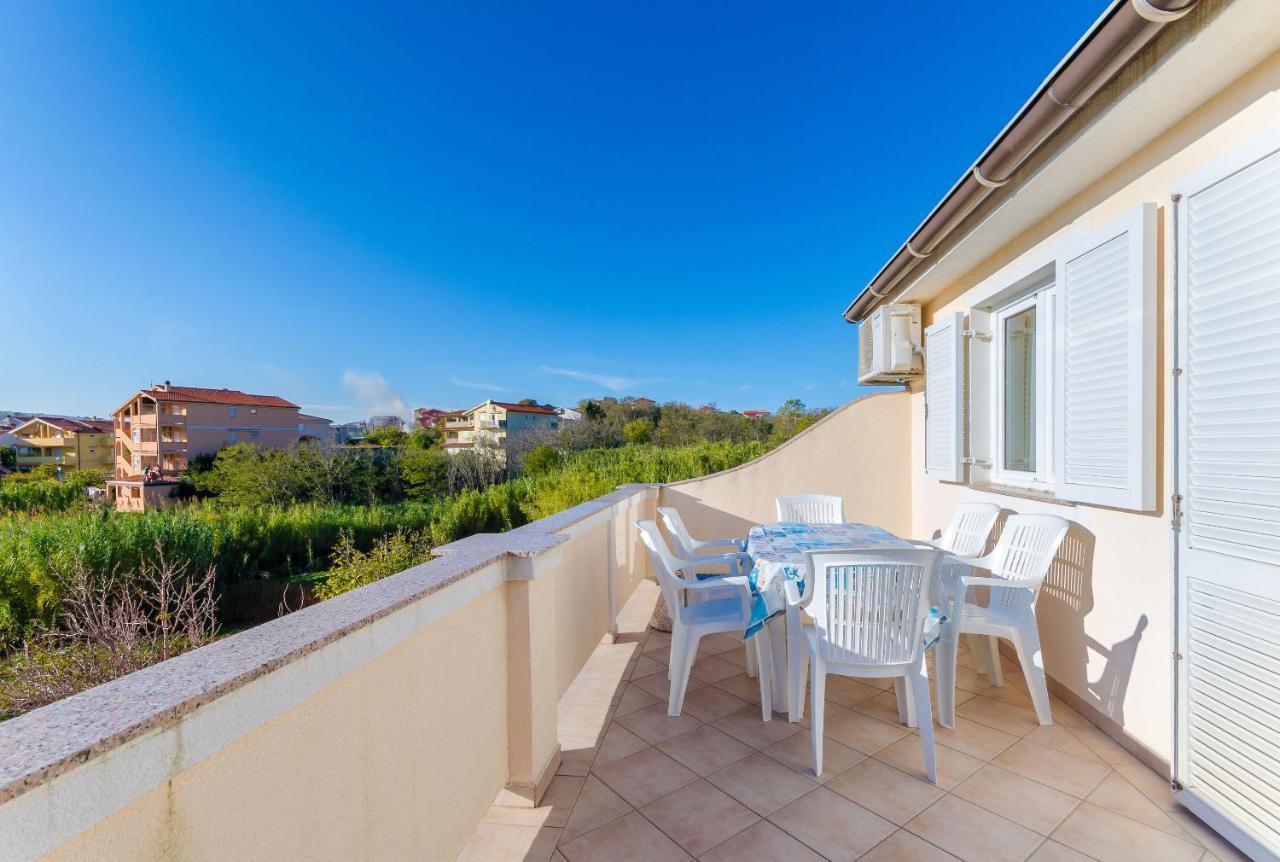 Apartments Marija P Лопар Экстерьер фото